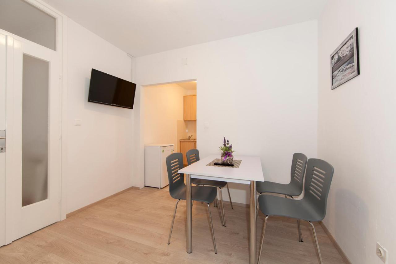 Apartmani Iva Tučepi Exterior foto
